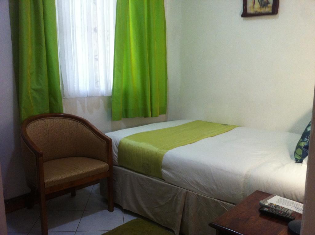 Godials Bed & Breakfast Nairobi Exterior foto