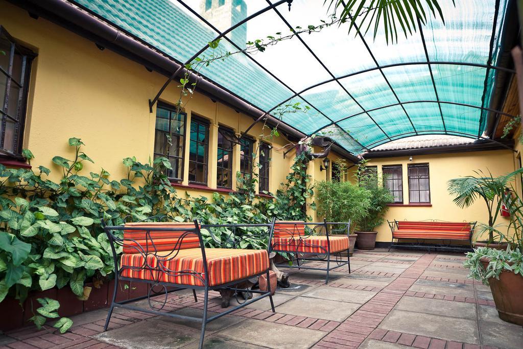 Godials Bed & Breakfast Nairobi Exterior foto