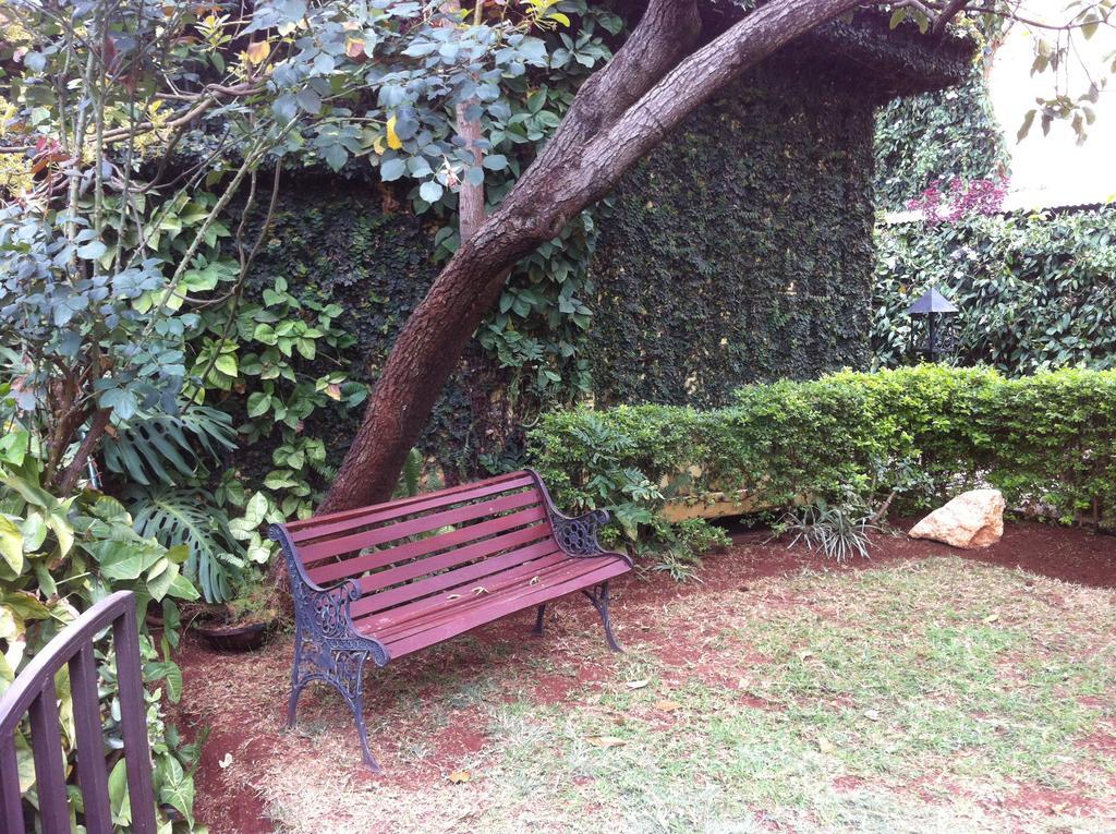 Godials Bed & Breakfast Nairobi Exterior foto
