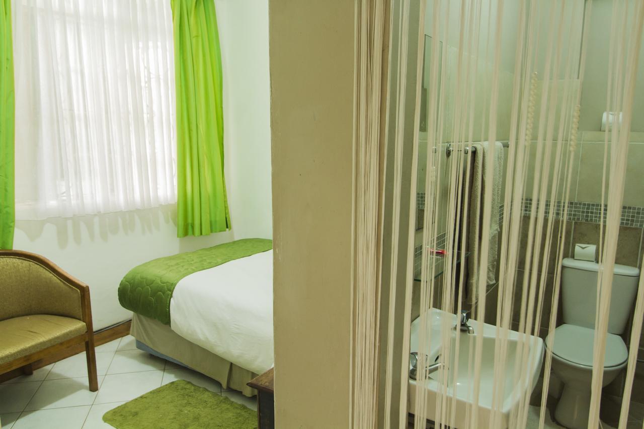 Godials Bed & Breakfast Nairobi Exterior foto