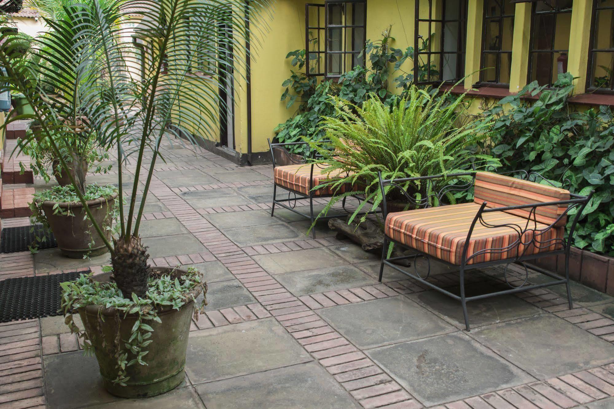 Godials Bed & Breakfast Nairobi Exterior foto